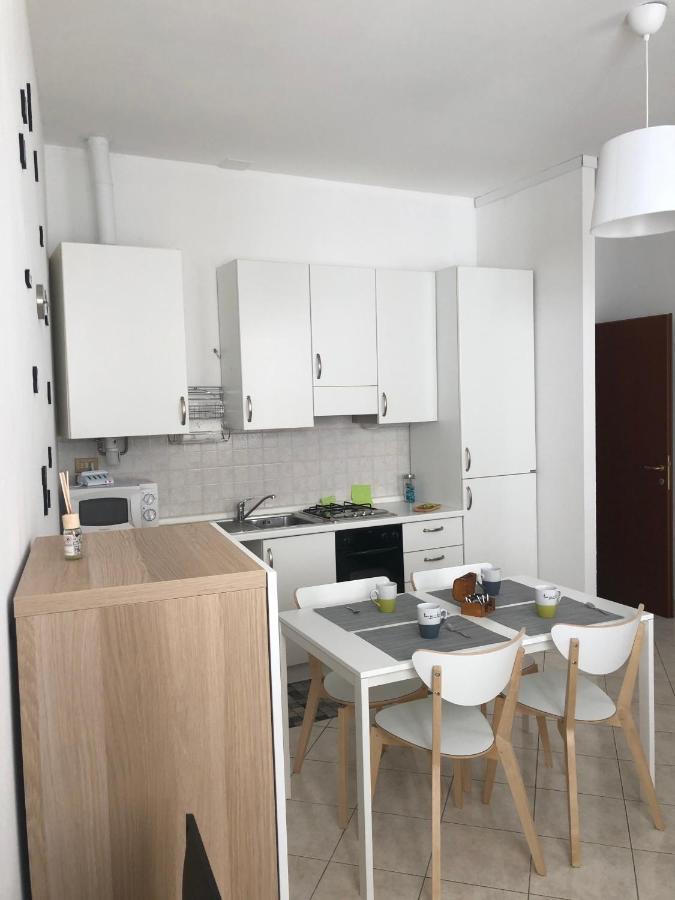 Due Ale - Nuova Casa Di Corte A * Trieste